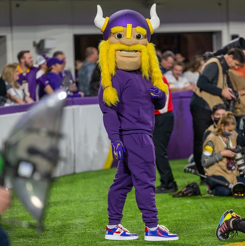 Viktor the Viking wore his NFL Play 60 shoes, designed by a young fan, on game day Dec. 9. (Photo courtesy of Minnesota Vikings)